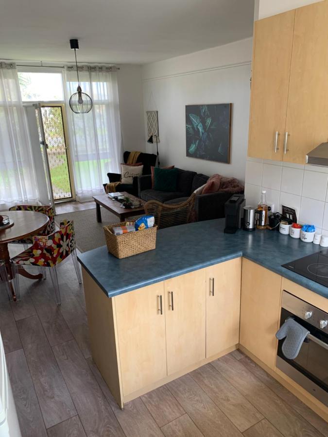 Sunshine Four Appartement Salisbury Buitenkant foto